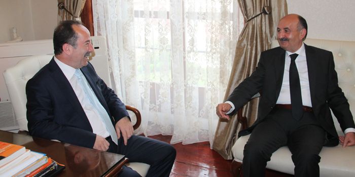 Bakan Müezzinoğlu, tebrik ziyaretinde bulundu