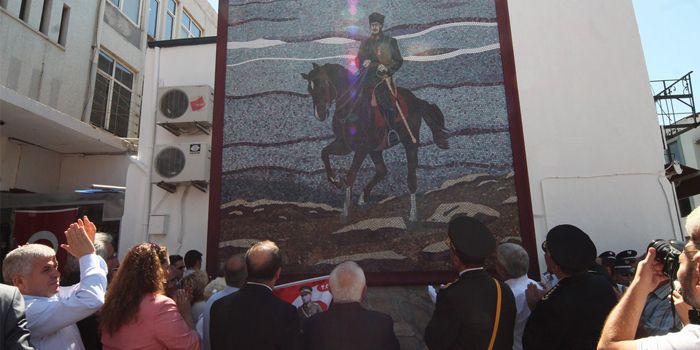 Atatürk'ün Mozaik Resmi Saraçlarda Açıldı